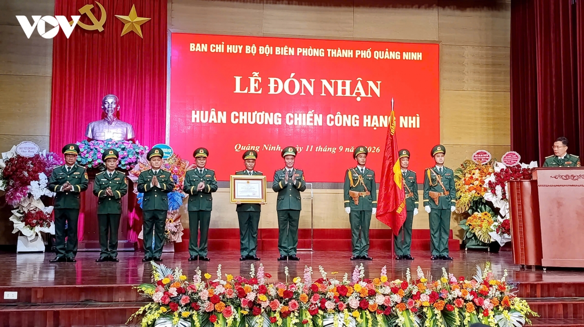 Bộ đội Biên phòng Quảng Ninh đón nhận Huân chương Chiến công hạng Nhì