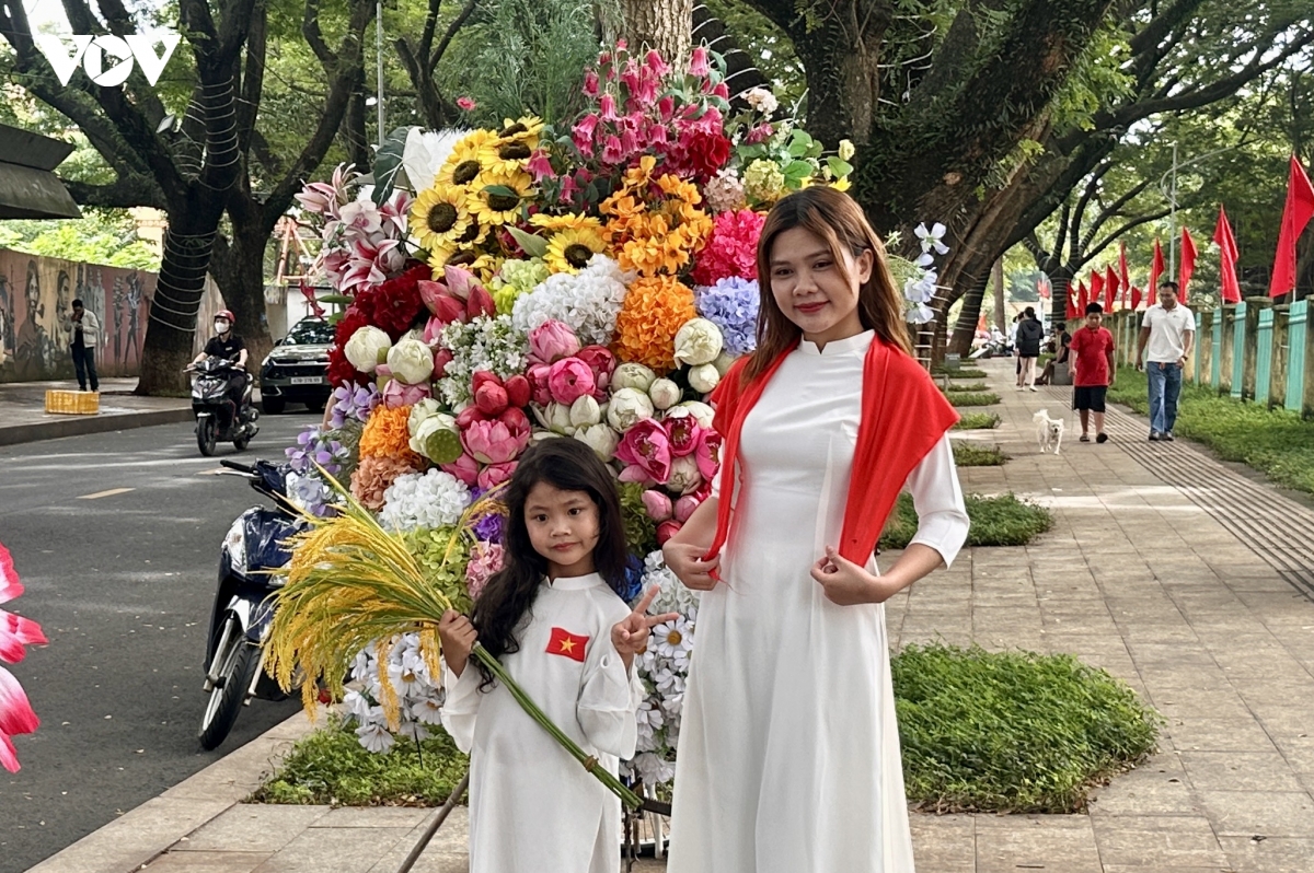 nguoi dan Dak lak ve di tich de hieu hon gia tri cua hoa binh hinh anh 1