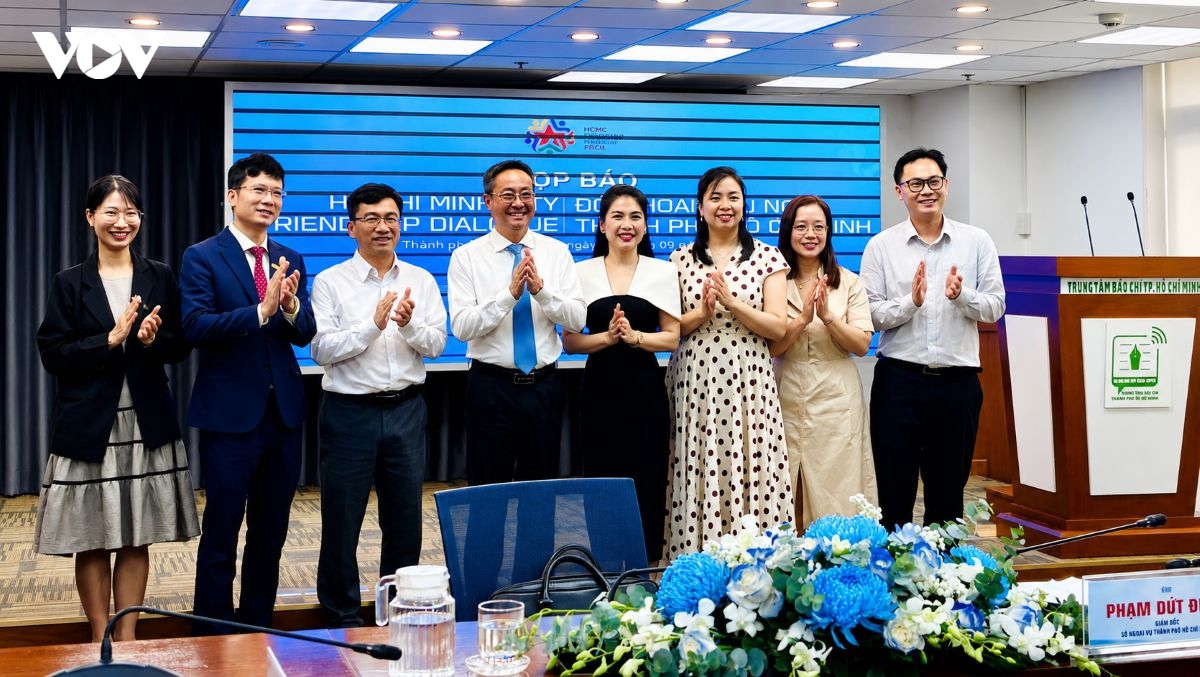 tp.hcm ket noi toan cau qua Doi thoai huu nghi lan thu 3 hinh anh 4