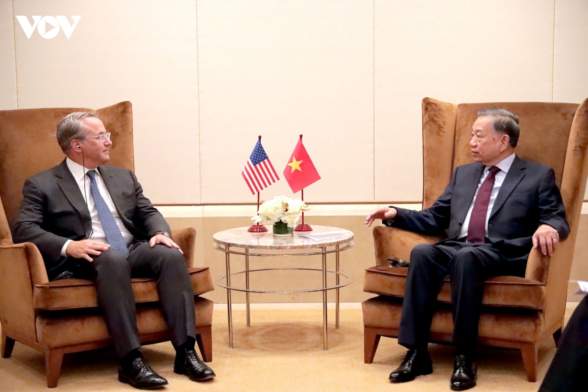 23-09_tong-bi-thu-chu-tich-nuoc-to-lam-tiep-ong-troy-rohrbaugh-dong-chu-tich-ngan-hang-jpmorgan-chase.jpg