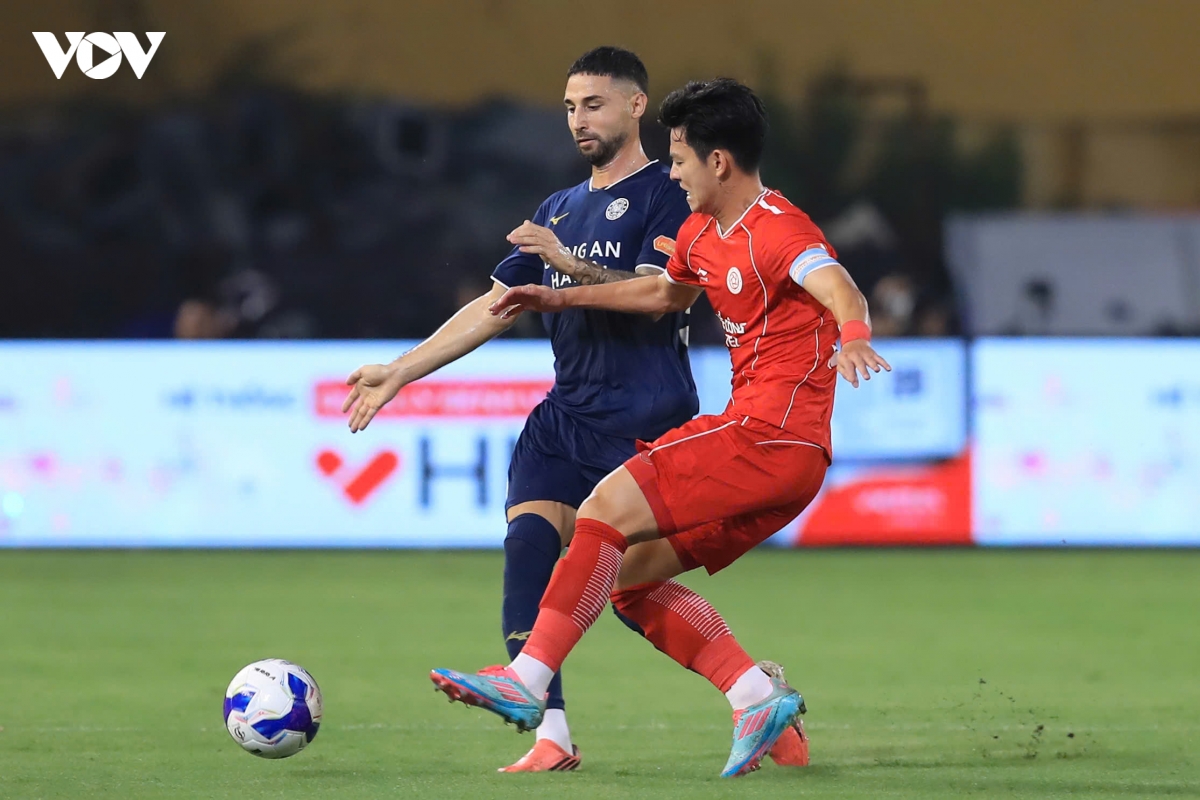 truc tiep the cong viettel 0-0 clb cahn Dinh bac uy hiep khung thanh hinh anh 4