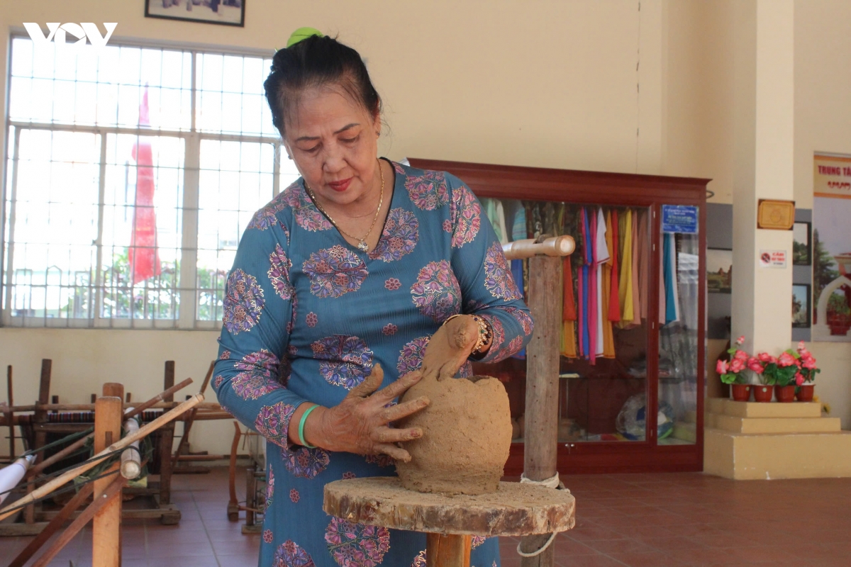 le hoi kate nam 2026 lan toa nghe thuat lam gom cua nguoi cham hinh anh 2