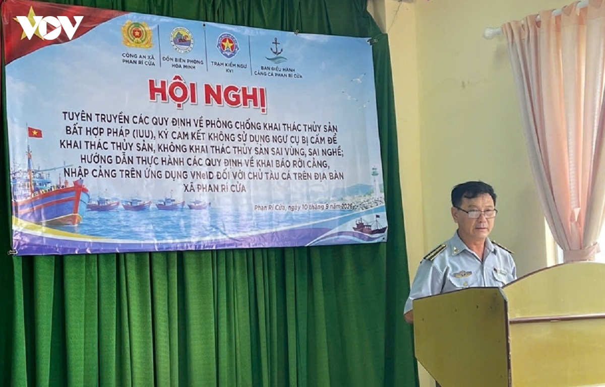 go the vang iuu, lam Dong tang cuong giam sat hanh trinh tau ca so hoa hinh anh 6