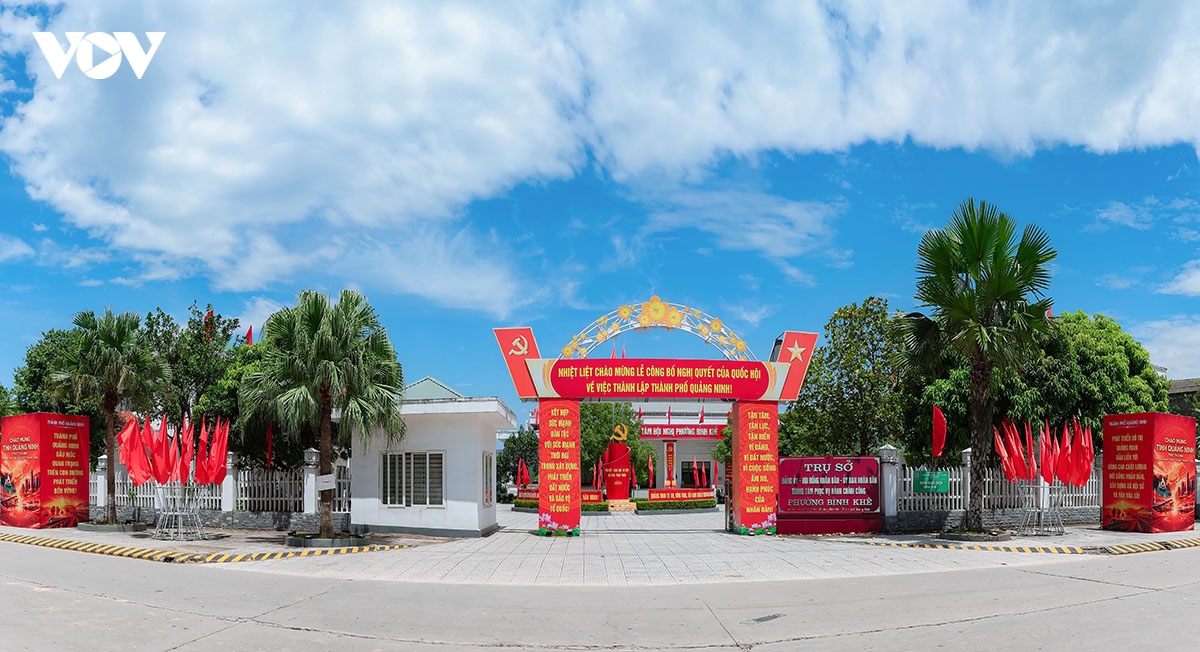thanh pho quang ninh ruc ro co hoa, cac co quan, don vi dong loai doi bien ten hinh anh 4