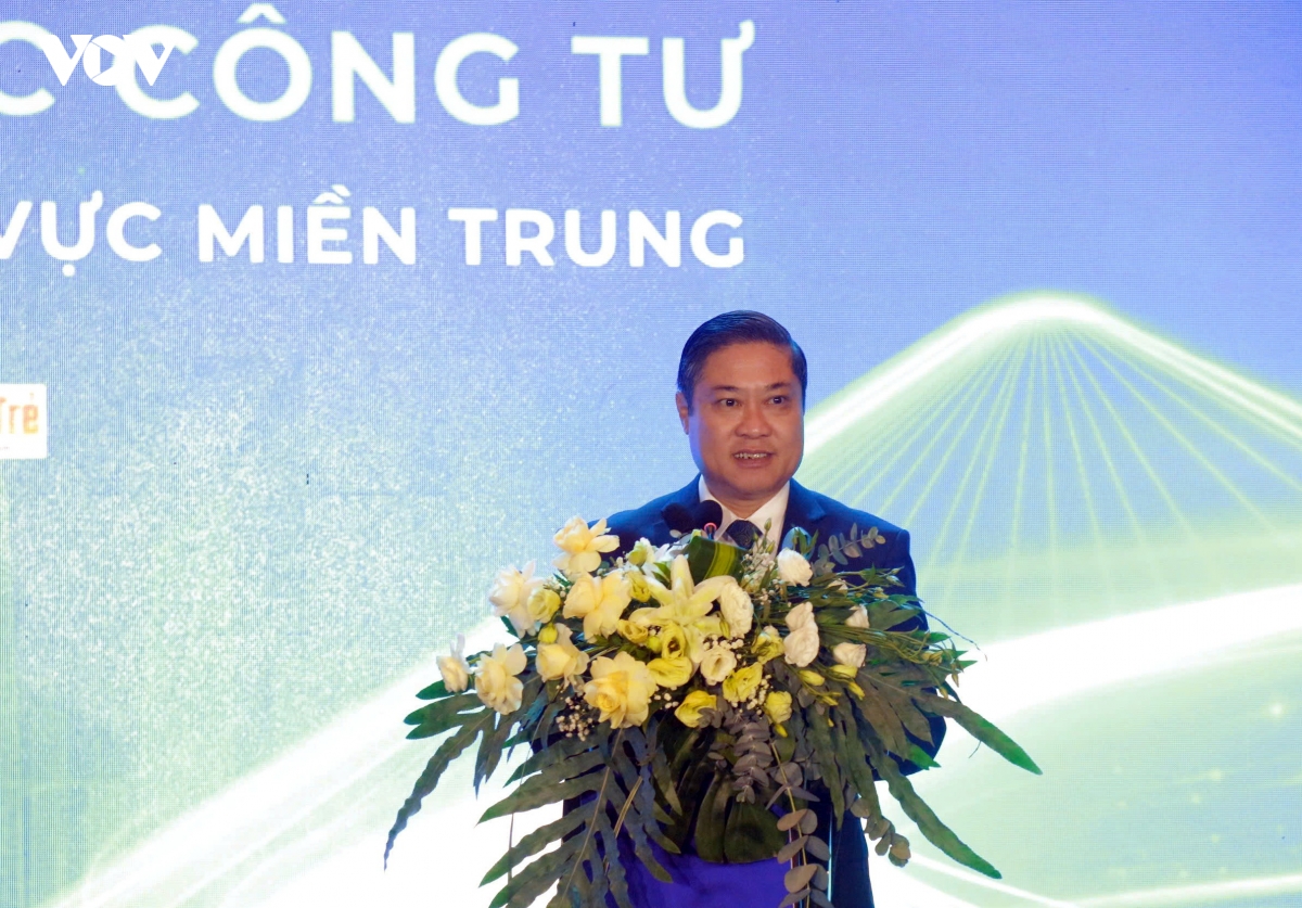 so huu 14 34 cang bien ca nuoc, mien trung van chi dong gop hon 19 gdp hinh anh 5