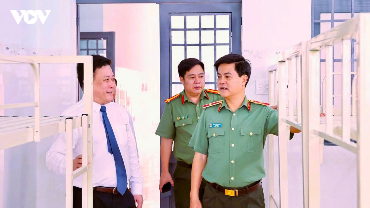 chap canh uoc mo cho hoc sinh vung bien hinh anh 3