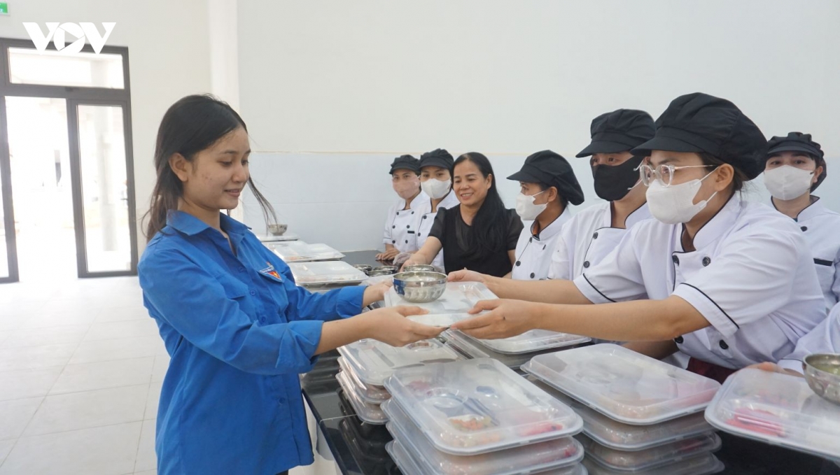 truong lien cap vung bien a luoi san sang cho nam hoc moi hinh anh 4