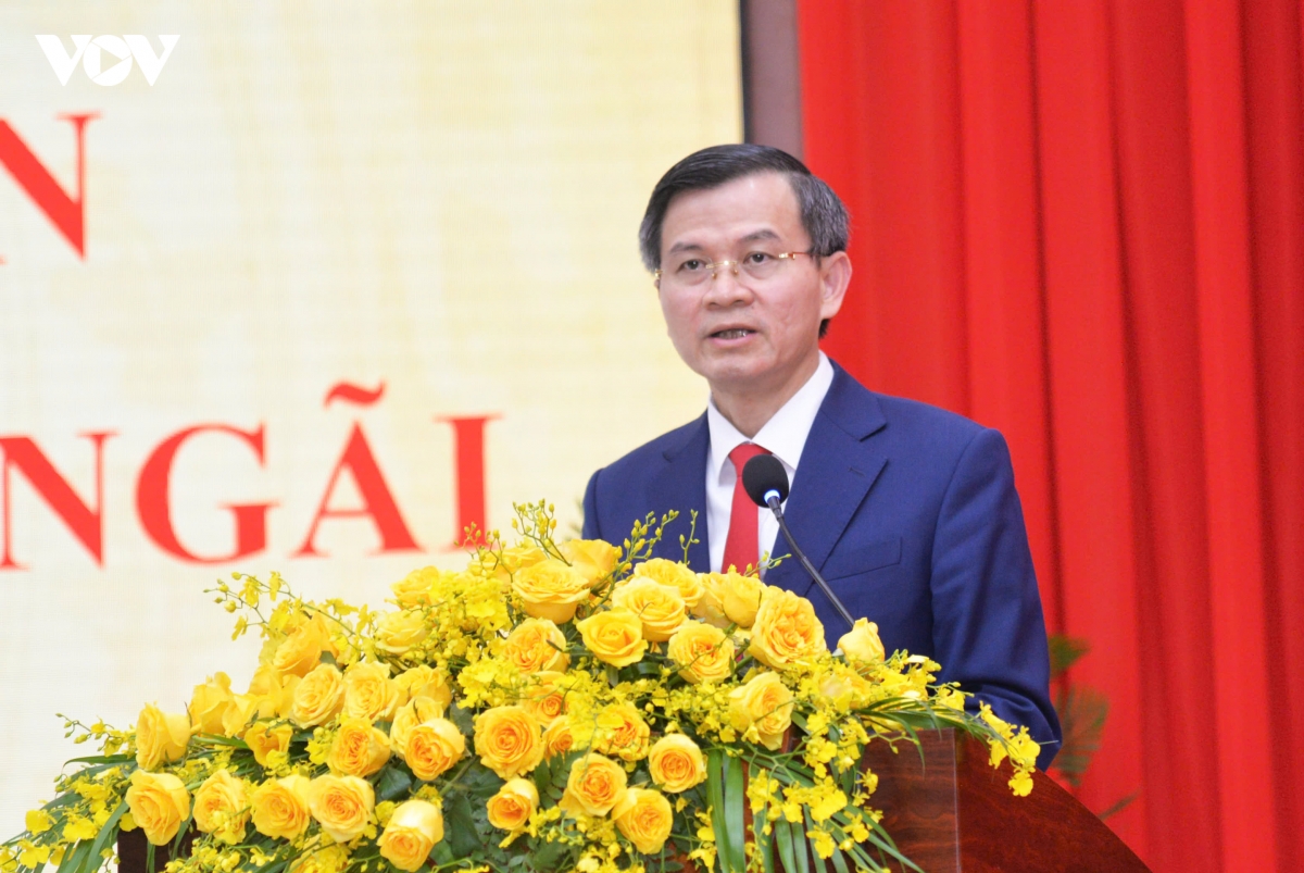 truong chinh tri tinh quang ngai dat chuan muc 1 hinh anh 2