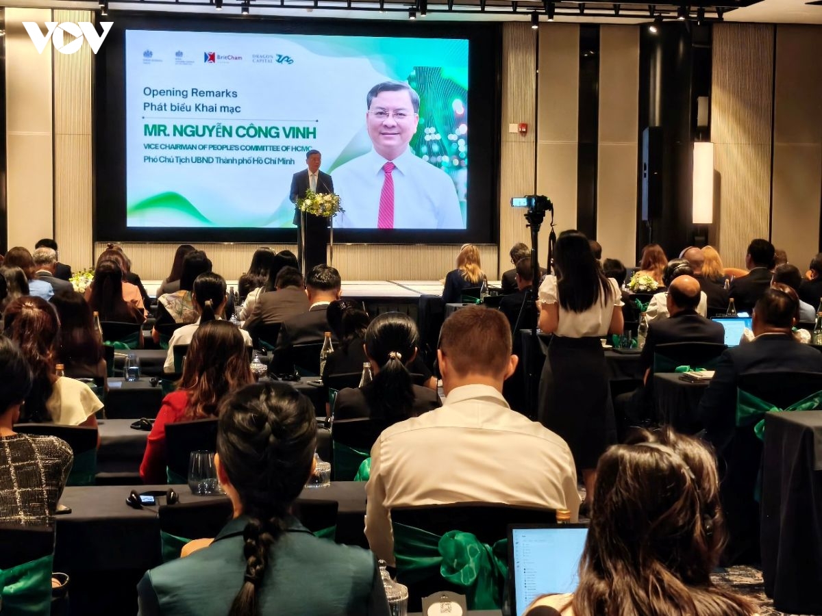 vuong quoc anh dong hanh cung tp.hcm phat trien he thong tai chinh hien dai hinh anh 1