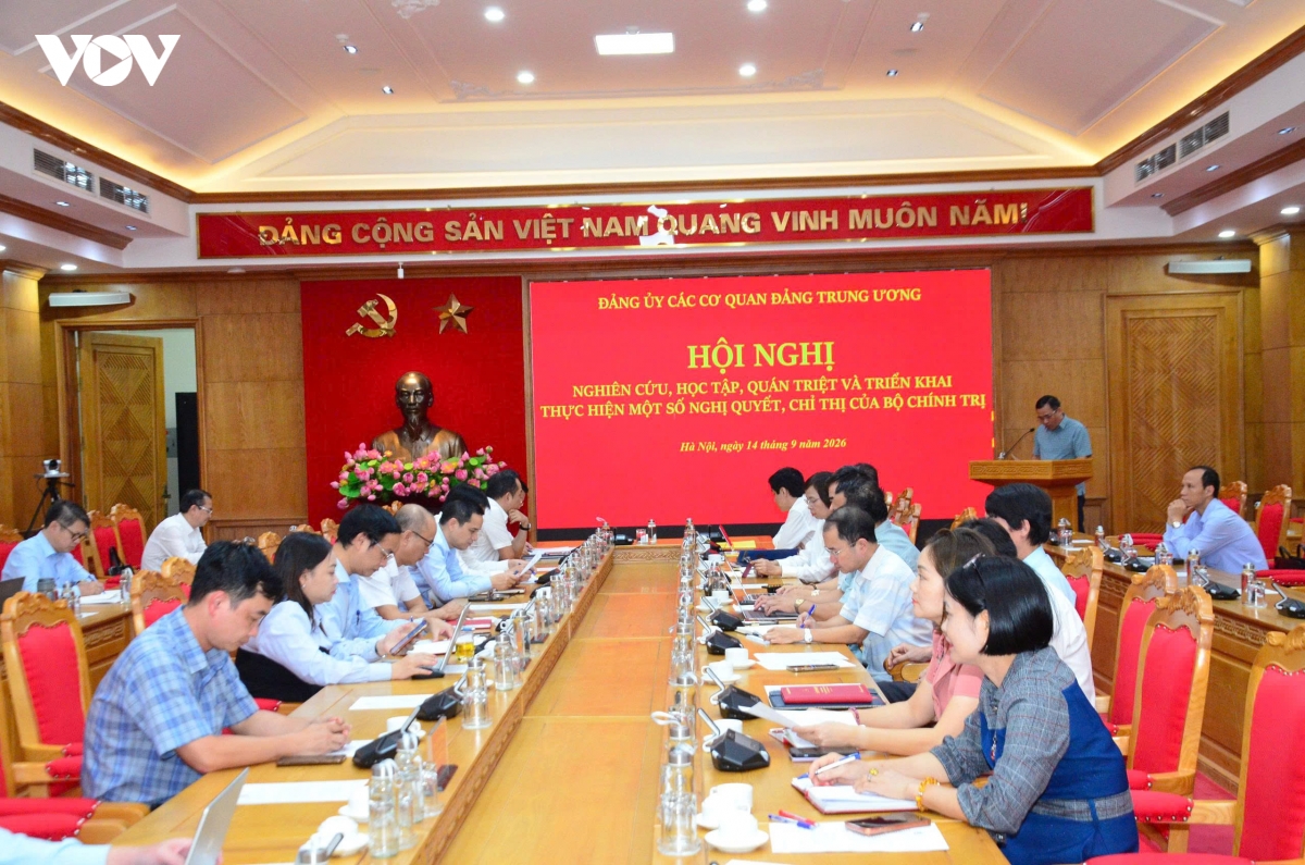 tu quan triet tu tuong den suc manh thuc thi hinh anh 1