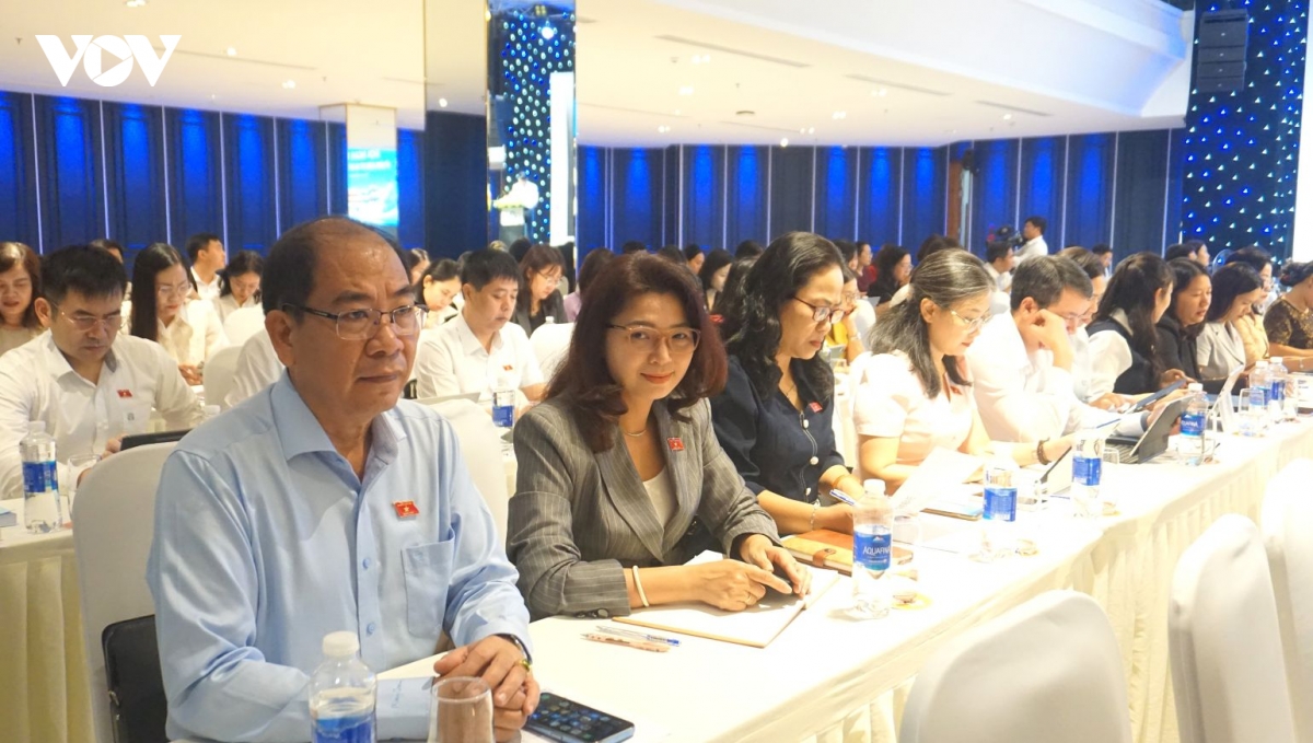 boi duong ky nang giam sat va chat van gan 300 dai bieu quoc hoi hinh anh 5