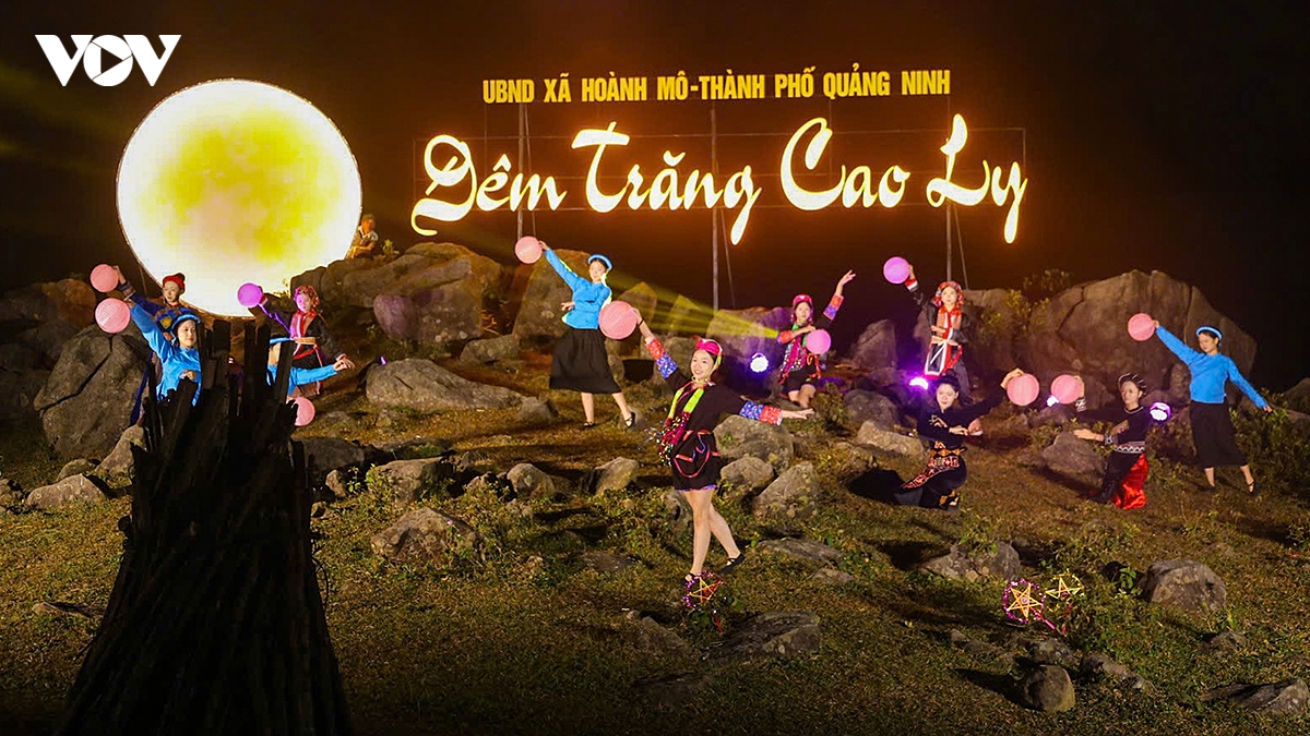Huyền diệu đêm trăng trung thu trên đỉnh Cao Ly, Quảng Ninh