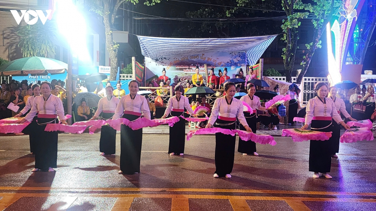 son la danh thuc nguon luc van hoa trao khong gian de van hoa cat loi hinh anh 2