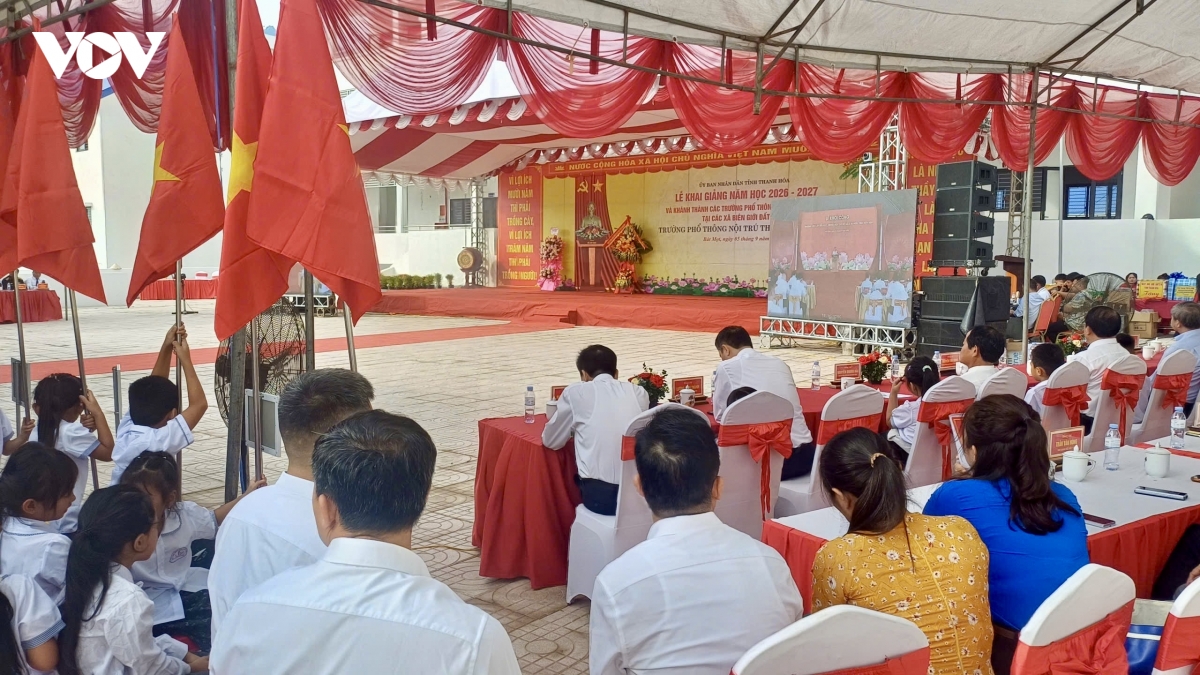 hoc sinh ca nuoc han hoan trong le khai giang nam hoc moi 2026-2027 hinh anh 207