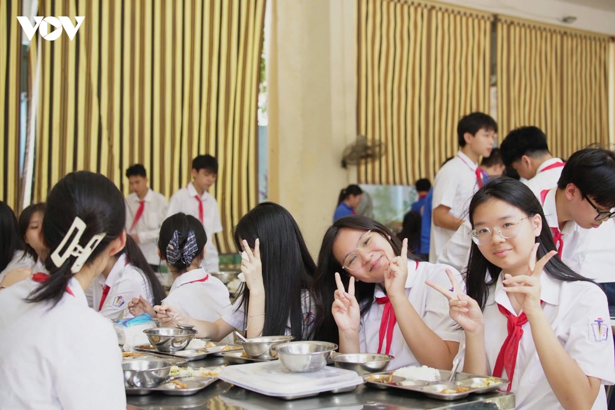truong hoc can lam gi de bua an ban tru khong tro thanh noi lo hinh anh 4