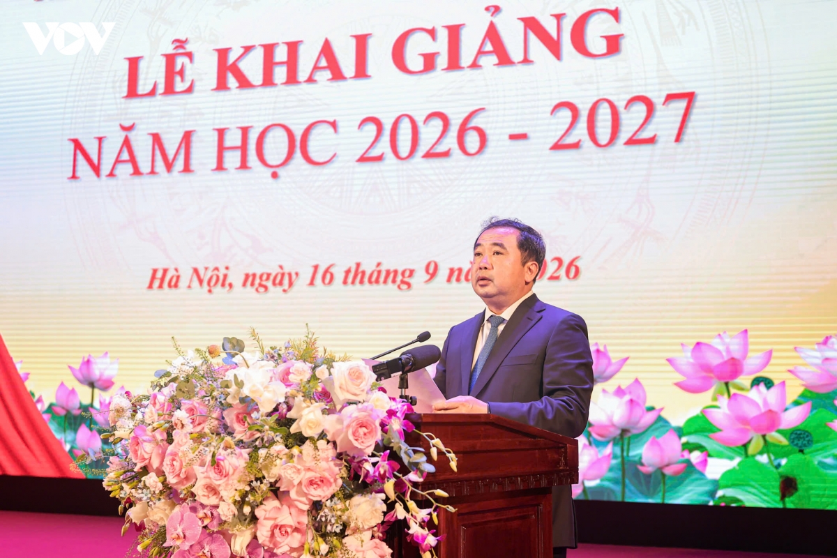 bi thu thanh uy ha noi du le khai giang truong Dao tao can bo le hong phong hinh anh 2