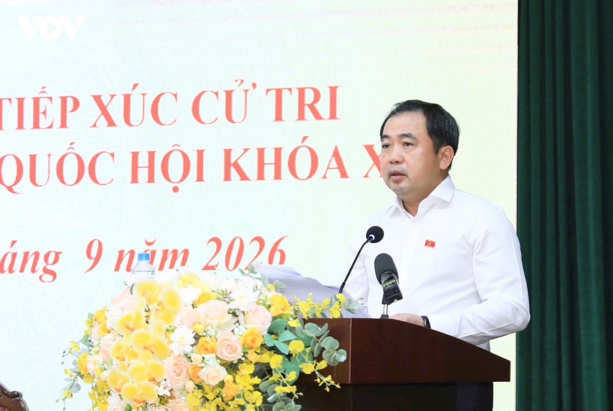 bi thu thanh uy ha noi tiep xuc cu tri truoc ky hop thu 2 quoc hoi khoa xvi hinh anh 1