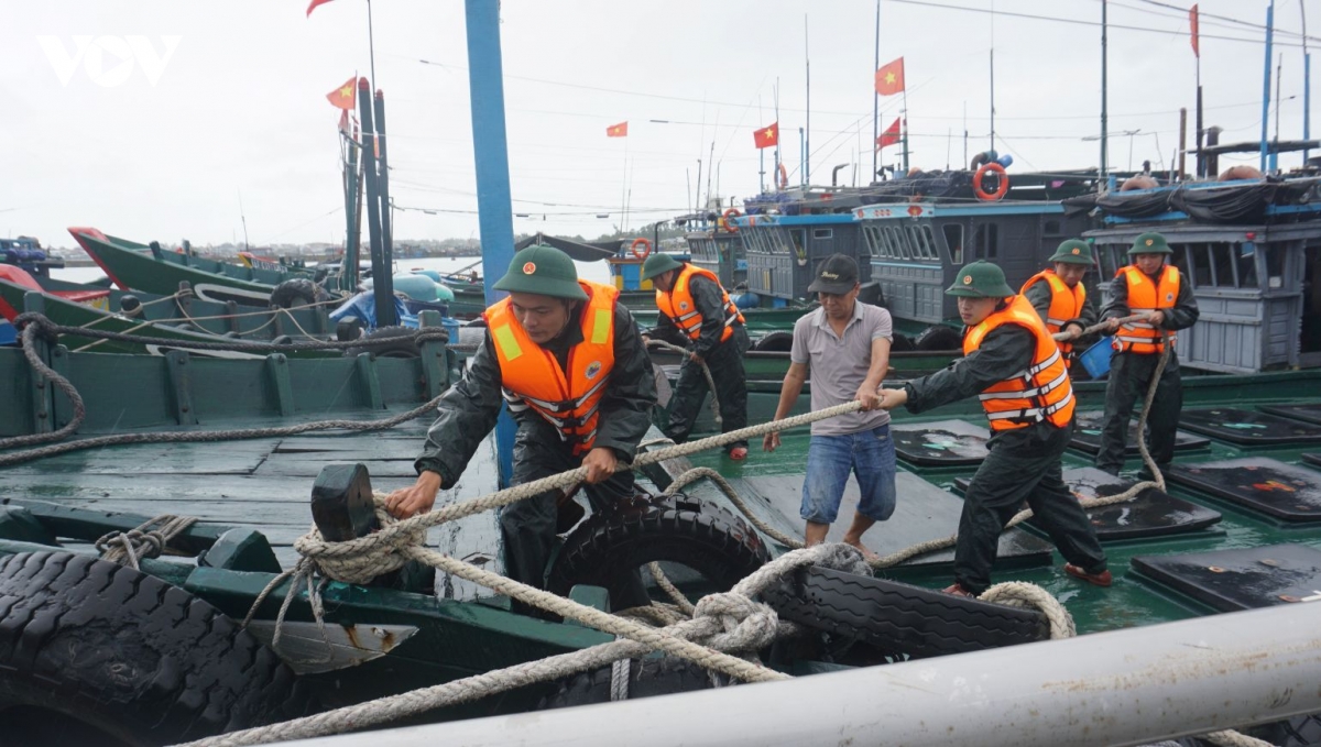 canh bao mua lon, nguy co lu quet, sat lo dat tai hue hinh anh 2