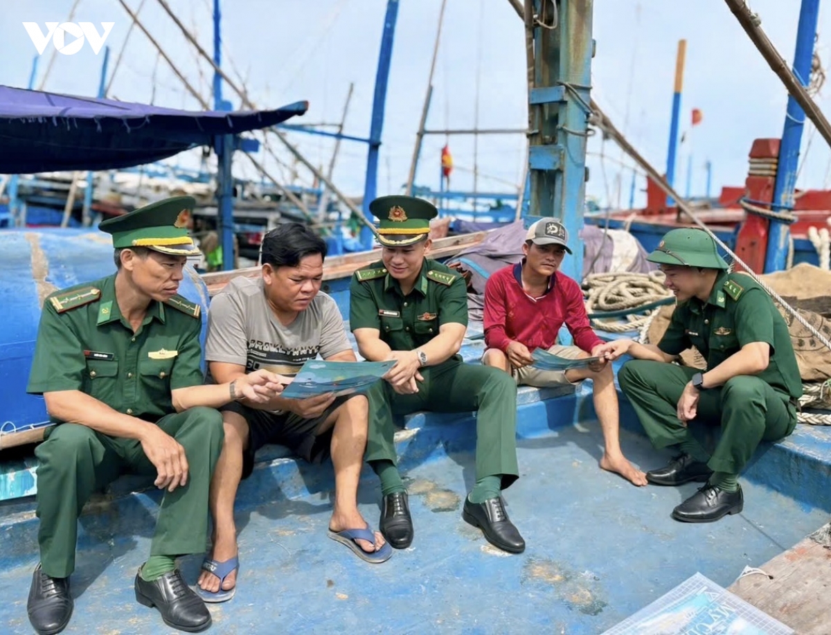 Dak lak ca phe sang tuyen truyen chong khai thac iuu hinh anh 3