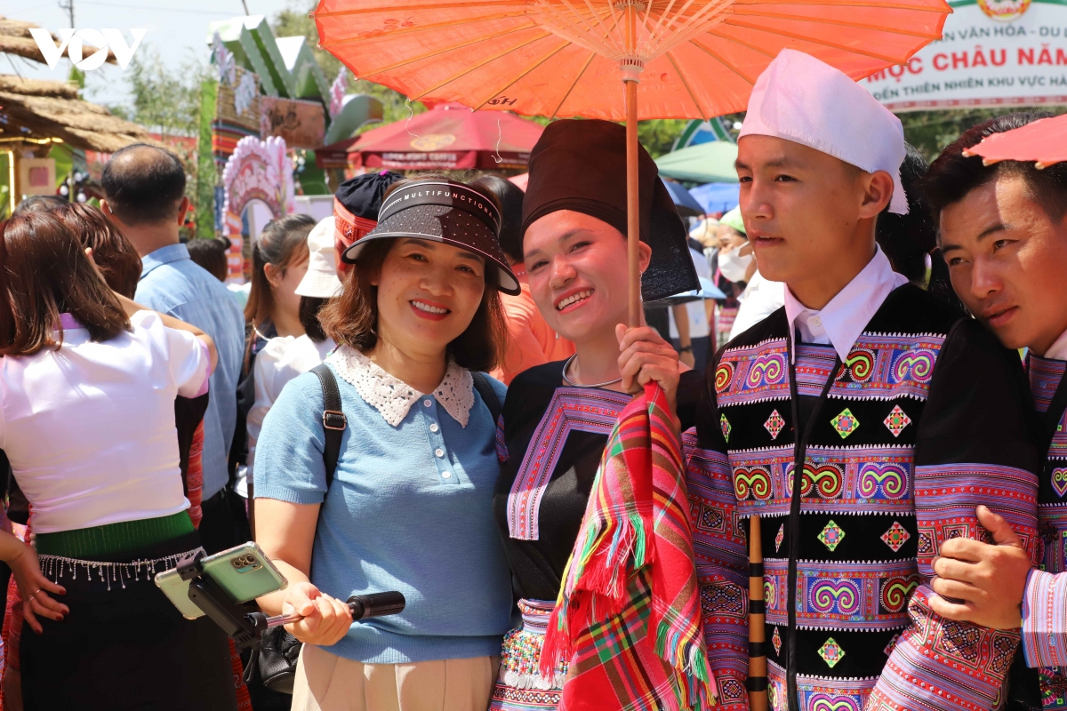 son la danh thuc nguon luc van hoa khi van hoa tro thanh dong luc phat trien hinh anh 6