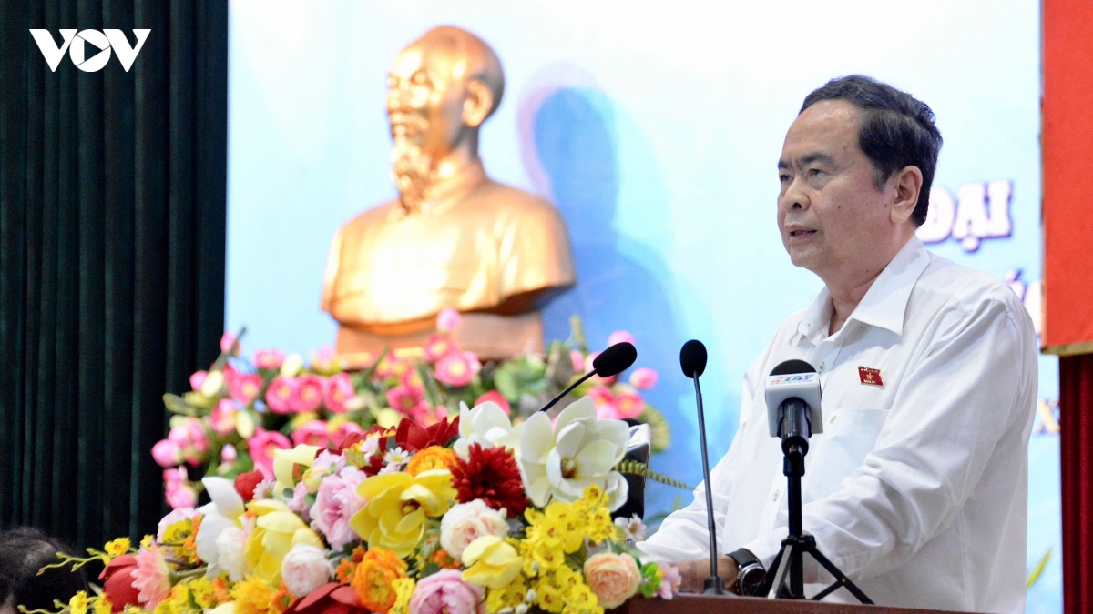 Chủ tịch Quốc hội: Lấy người dân làm trung tâm để giải quyết mọi vấn đề ở cơ sở