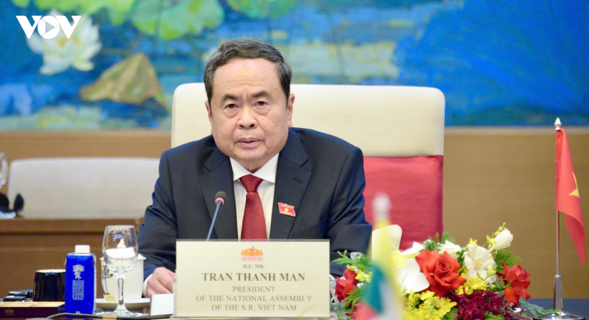 chu tich quoc hoi tran thanh man hoi kien tong thong myanmar min aung hlaing hinh anh 7
