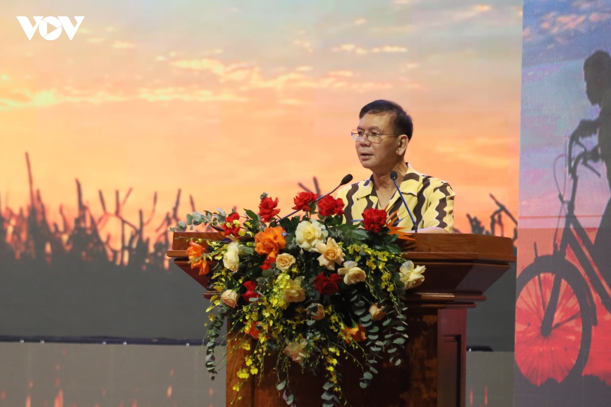 chuong trinh chan troi uoc mo 15 nam tiep suc nhung phan doi kho khan hinh anh 4