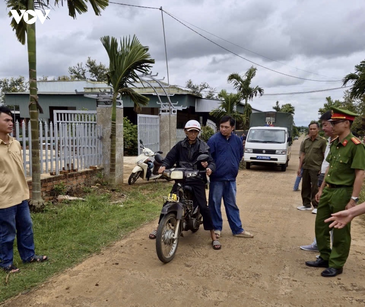 cong an Dak lak khoi to, bat giam doi tuong gay ra 2 vu cuop lien tiep rang sang hinh anh 1