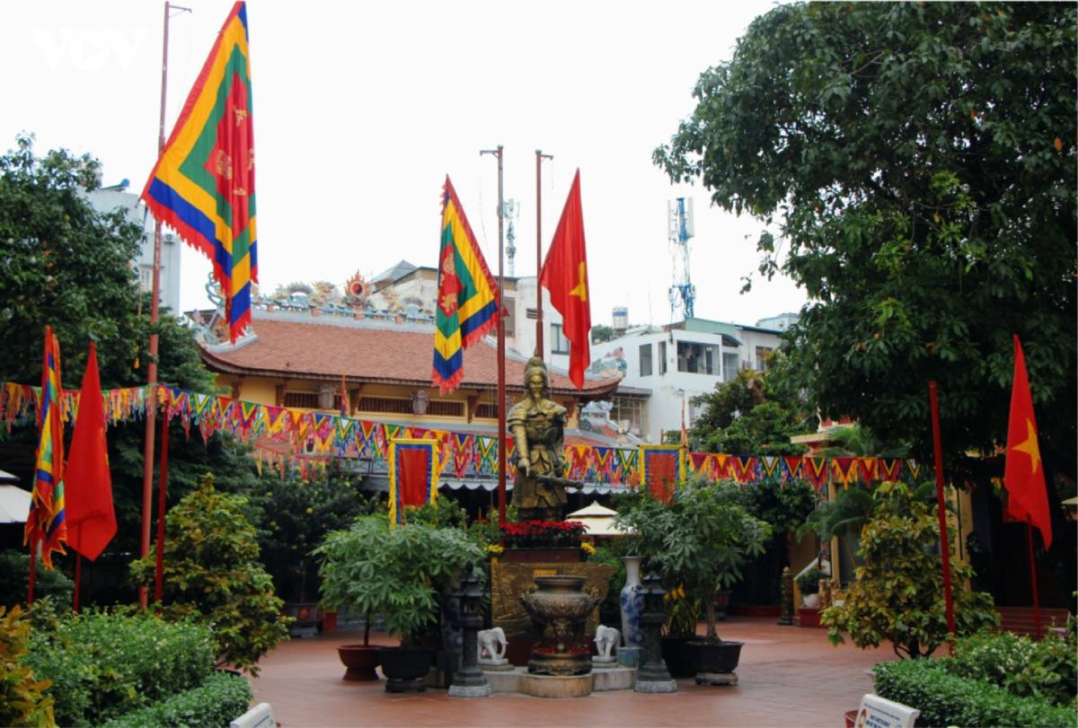 nhung dieu thu vi o tan Dinh, tp.hcm - khu pho lot top hap dan nhat the gioi hinh anh 13