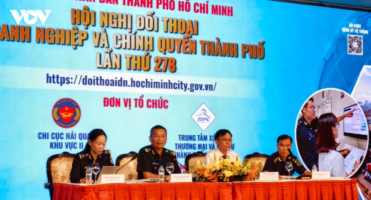 Doanh nghiệp bức xúc vì hồ sơ hải quan bị trả lại chung chung