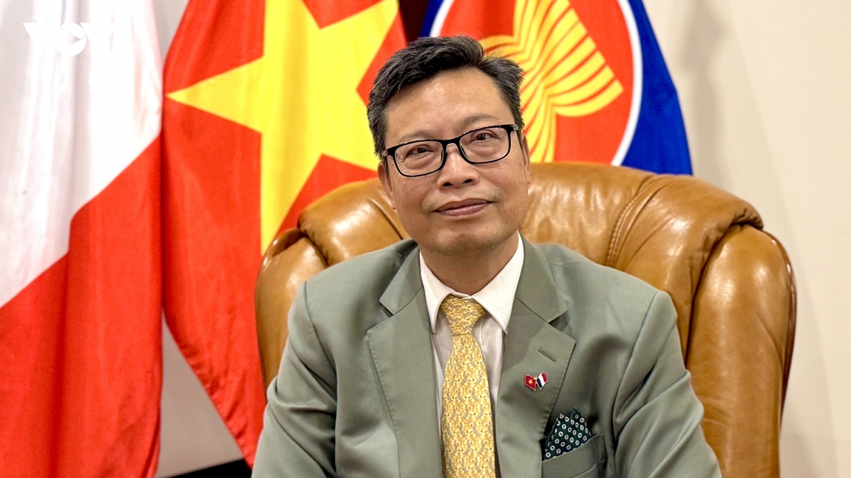 tong bi thu, chu tich nuoc tham phap Dua khuon kho quan he moi di vao thuc chat hinh anh 1