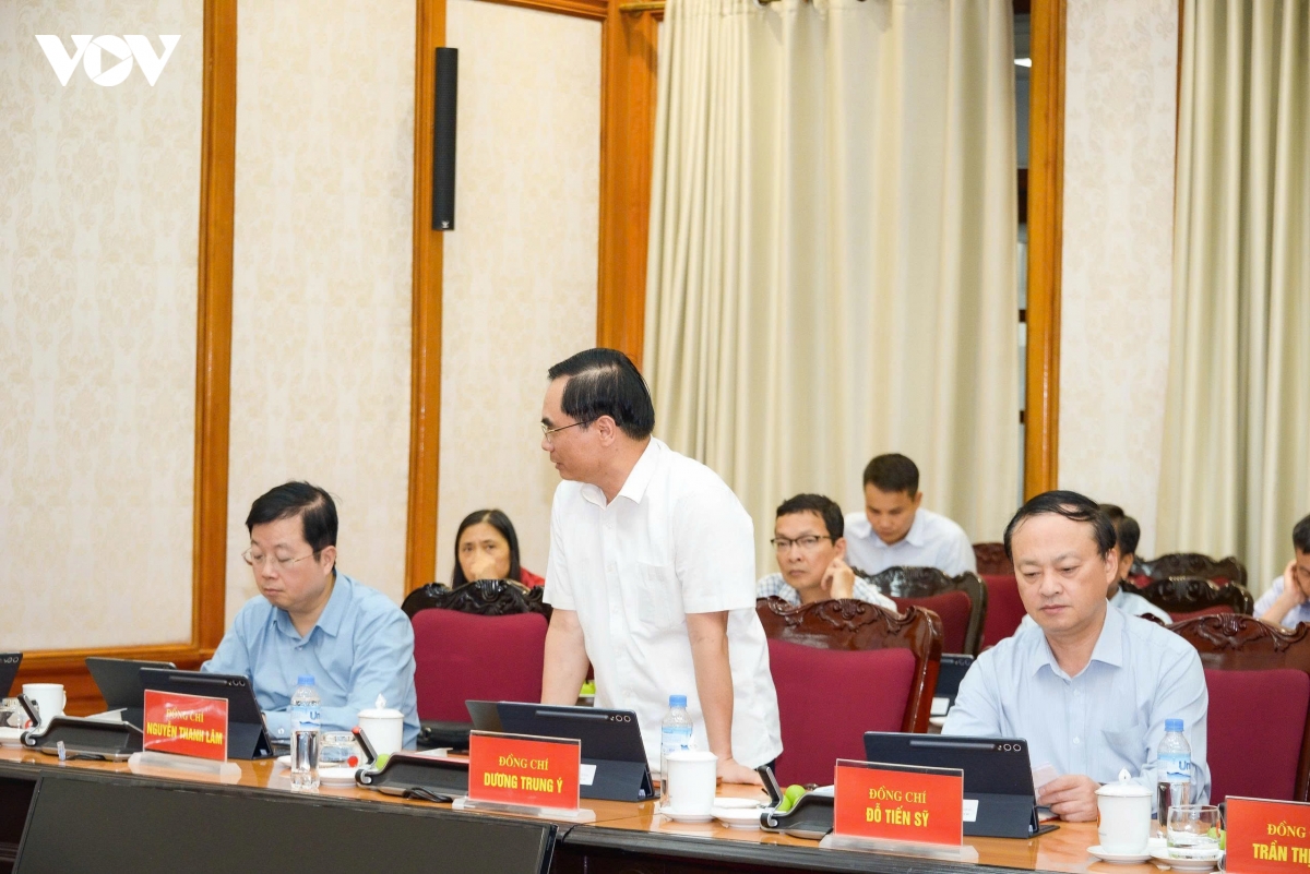 thuong truc ban bi thu chu tri hop ve he thong quan ly cong viec, danh gia can bo hinh anh 3