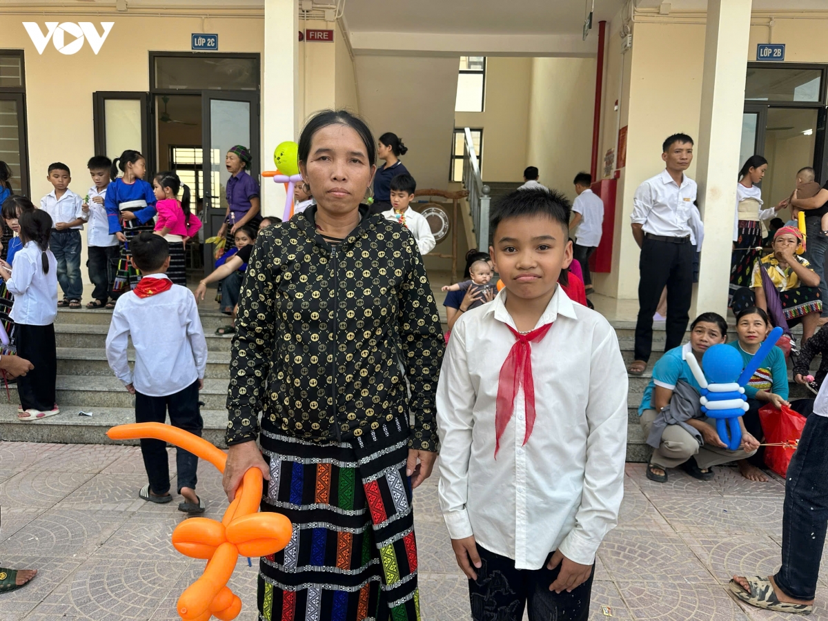 hon 1.000 em nho vung bien yen khuong don trung thu dac biet hinh anh 7