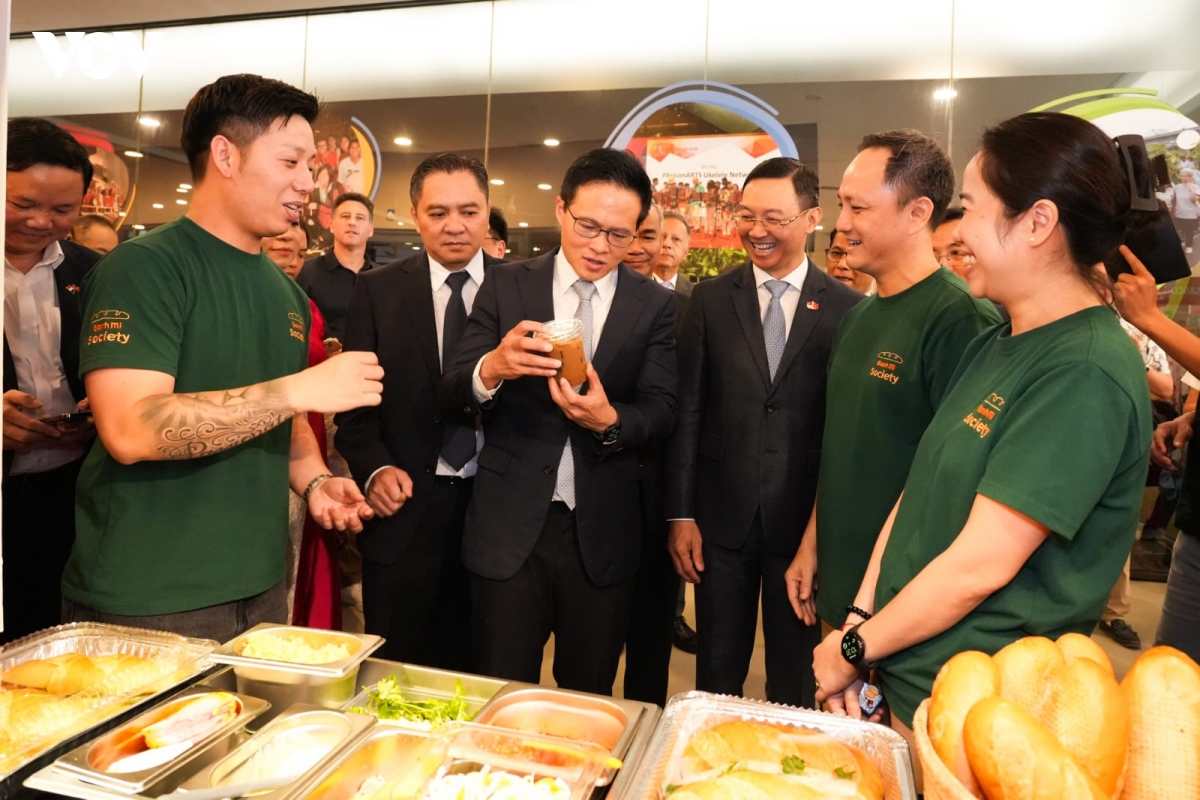 mot o banh mi co the lam duoc gi cho viet nam hinh anh 4