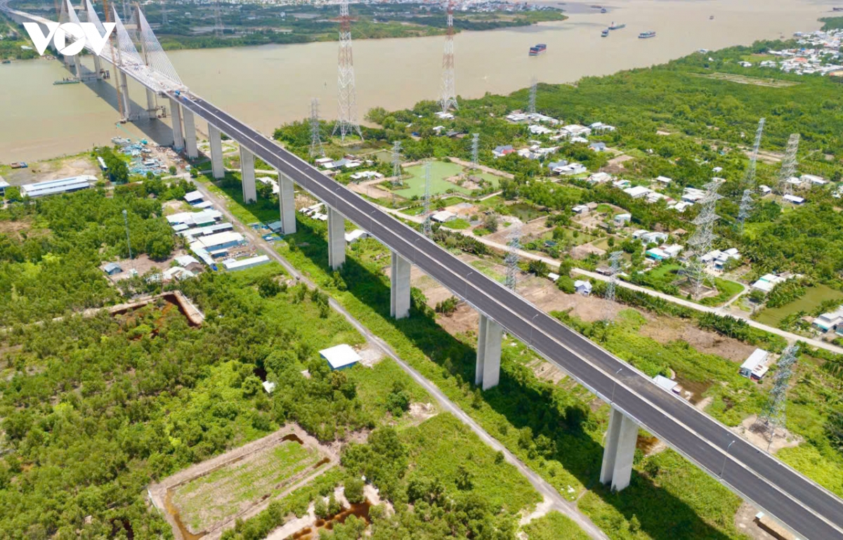 Những “mắt xích” giao thông đưa Đồng Nai thành đầu mối liên kết vùng