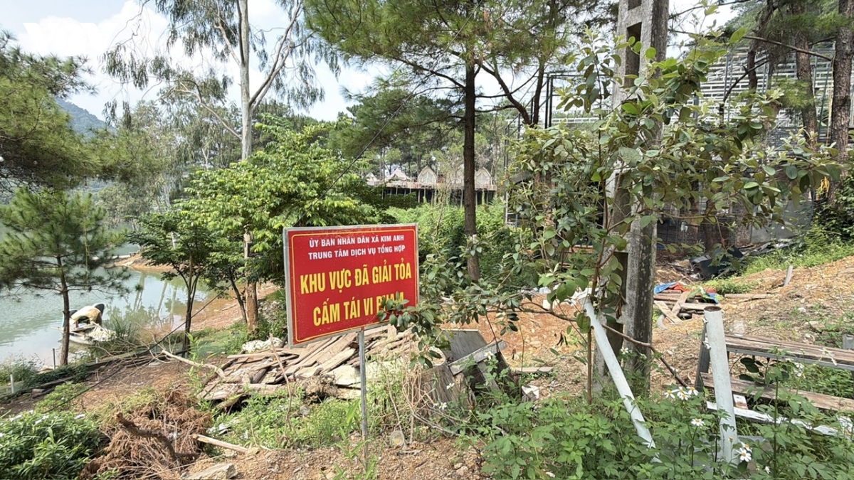 hien trang ho Dong Do, ha noi sau khi cac cong trinh vi pham bi thao do hinh anh 3