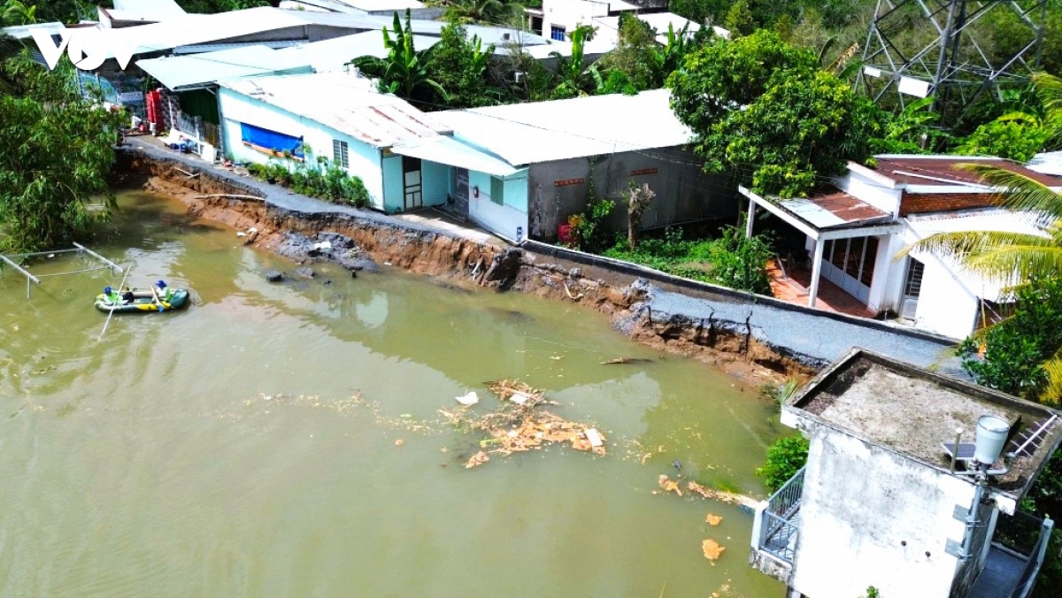 Dong thap khan truong ung pho sat lo truoc dinh lu thang 10 hinh anh 6