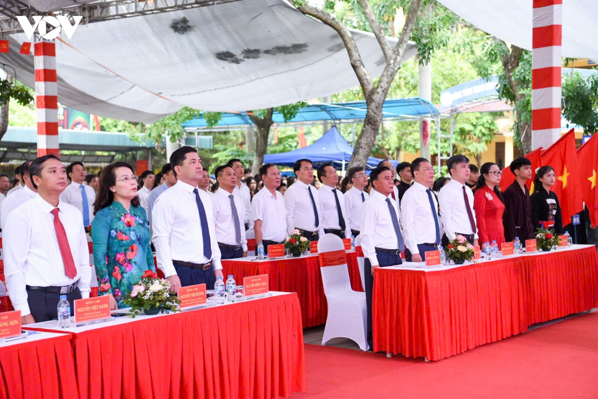 hoc sinh ca nuoc han hoan trong le khai giang nam hoc moi 2026-2027 hinh anh 133