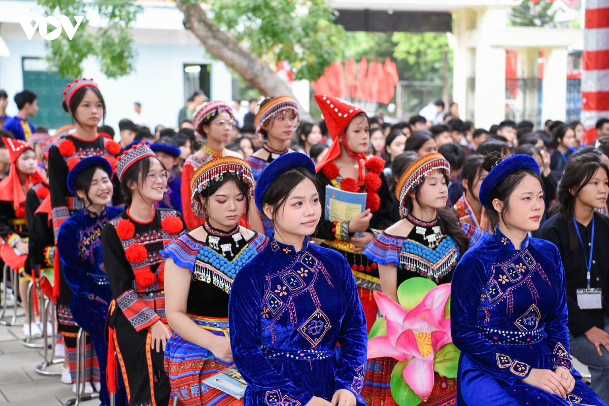 hoc sinh ca nuoc han hoan trong le khai giang nam hoc moi 2026-2027 hinh anh 135