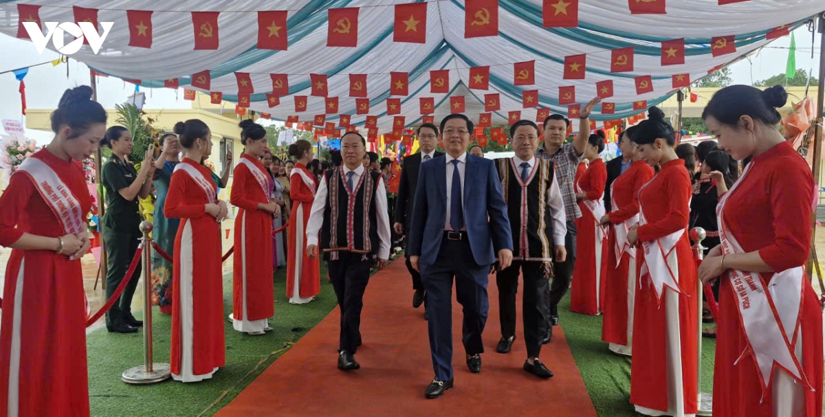 hoc sinh ca nuoc han hoan trong le khai giang nam hoc moi 2026-2027 hinh anh 37