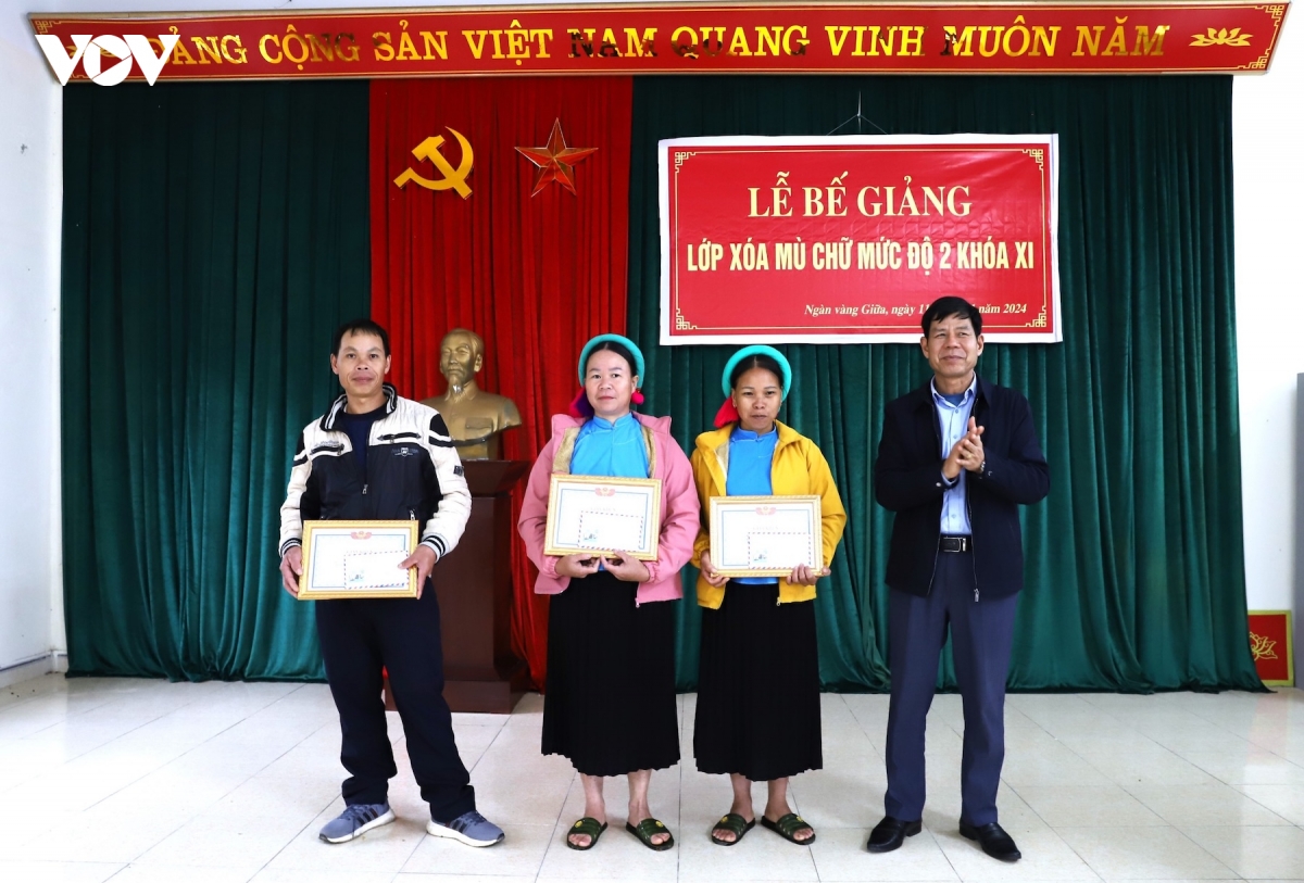giu con chu o lai vung bien luc hon, quang ninh hinh anh 2