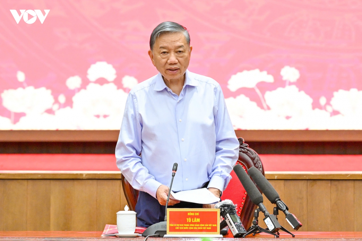tong bi thu, chu tich nuoc Doi moi danh gia can bo la khau dot pha cua ha noi hinh anh 1