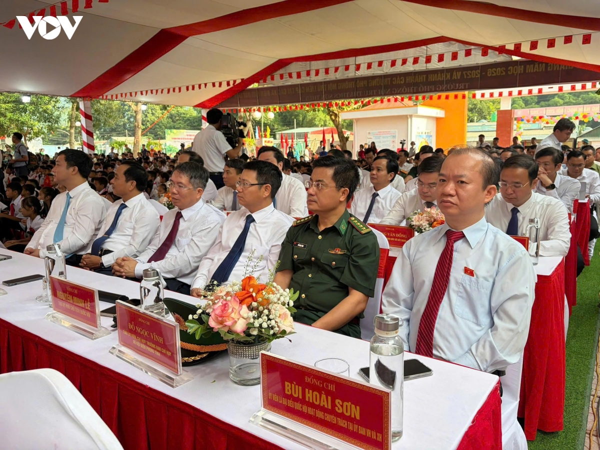 hoc sinh ca nuoc han hoan trong le khai giang nam hoc moi 2026-2027 hinh anh 99