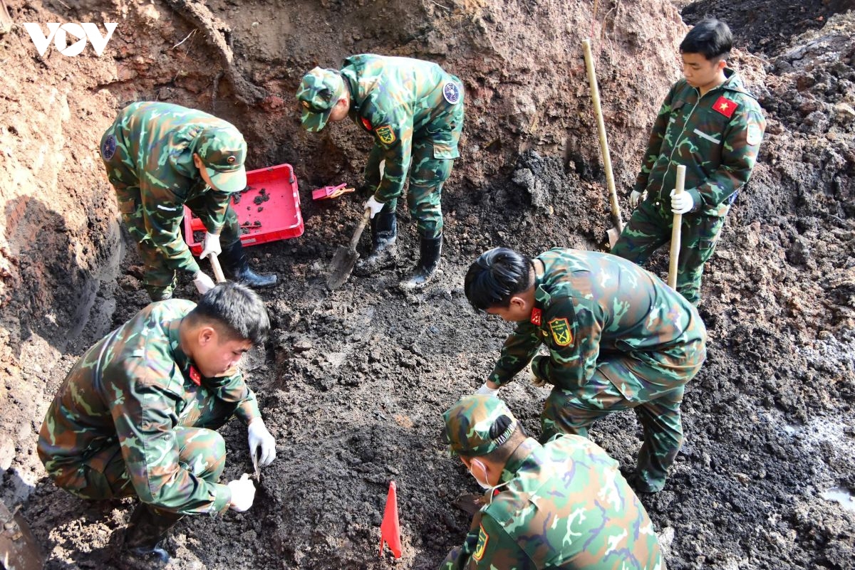 Phát hiện thêm 6 hài cốt liệt sĩ tại Khu B, Công viên Lê Thị Riêng