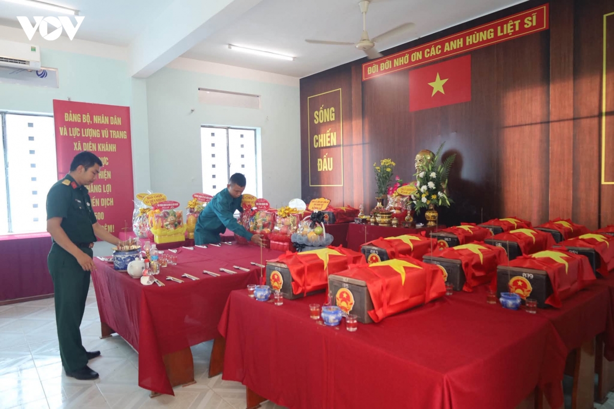 khanh hoa day nhanh tim kiem, quy tap hai cot liet si truoc mua mua hinh anh 4