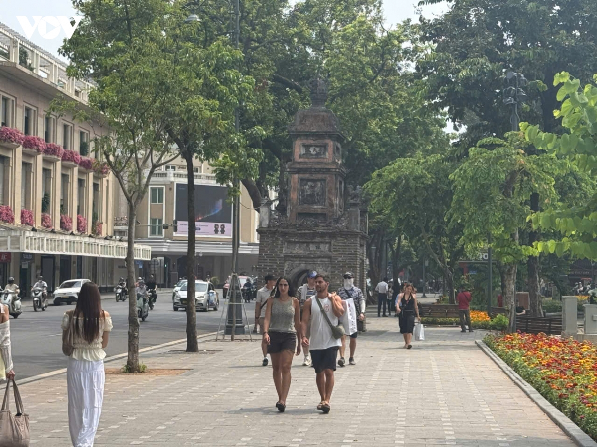 nguoi dan noi gi ve de xuat xay dung khai hoan mon ben ho hoan kiem hinh anh 5