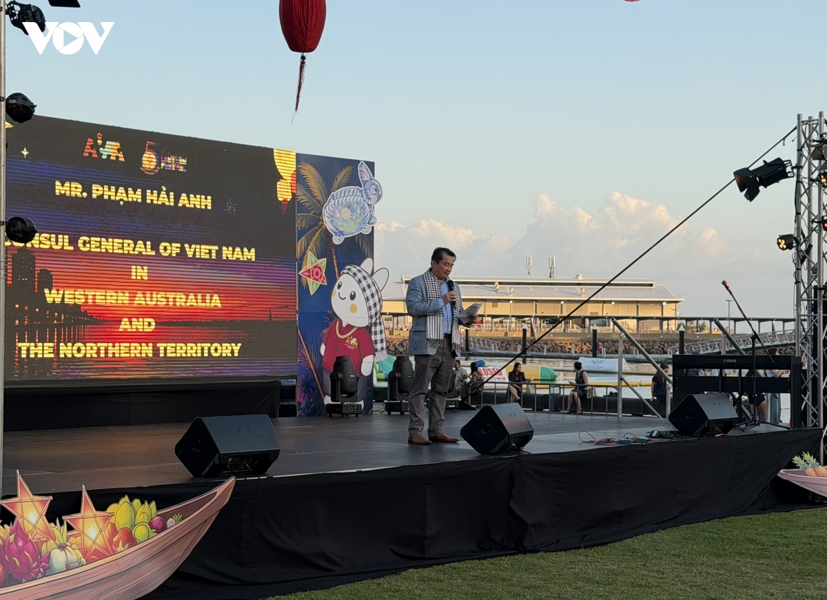 le hoi Den long - hoa dang viet nam nam 2026 tai darwin hinh anh 2