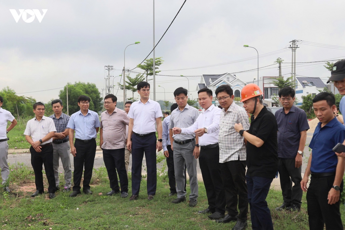quang ngai go mat bang, dua du an tu nhan vao khai thac hinh anh 2