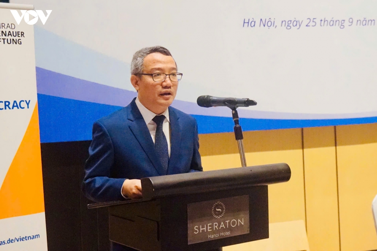 hoi-thao-bo-tu-phap-2.jpg
