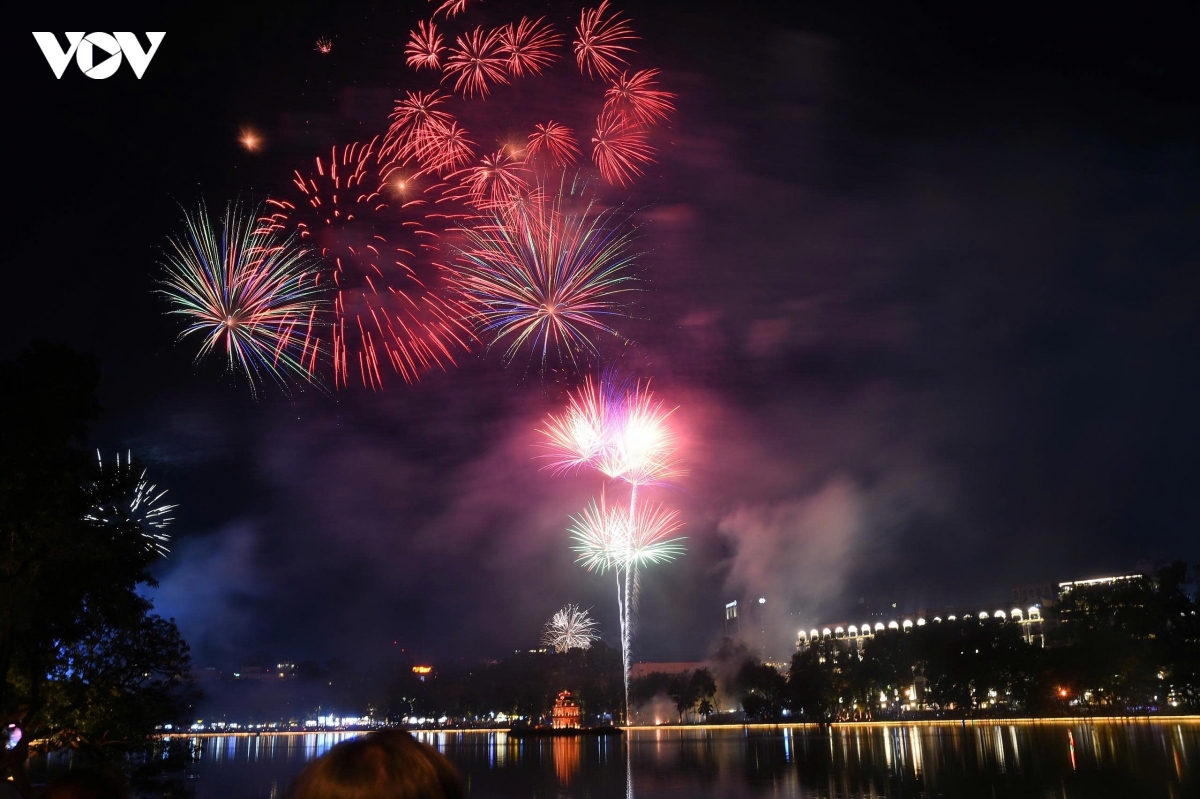 ha noi ruc ro phao hoa mung quoc khanh hinh anh 3